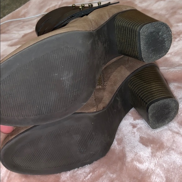 Madden Girl brown booties,size 8 - Picture 5 of 5